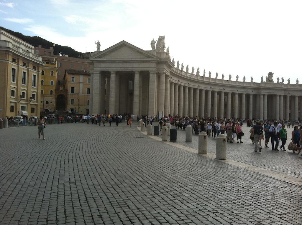 Una Notte Ai Musei Vaticani Daire Roma Dış mekan fotoğraf